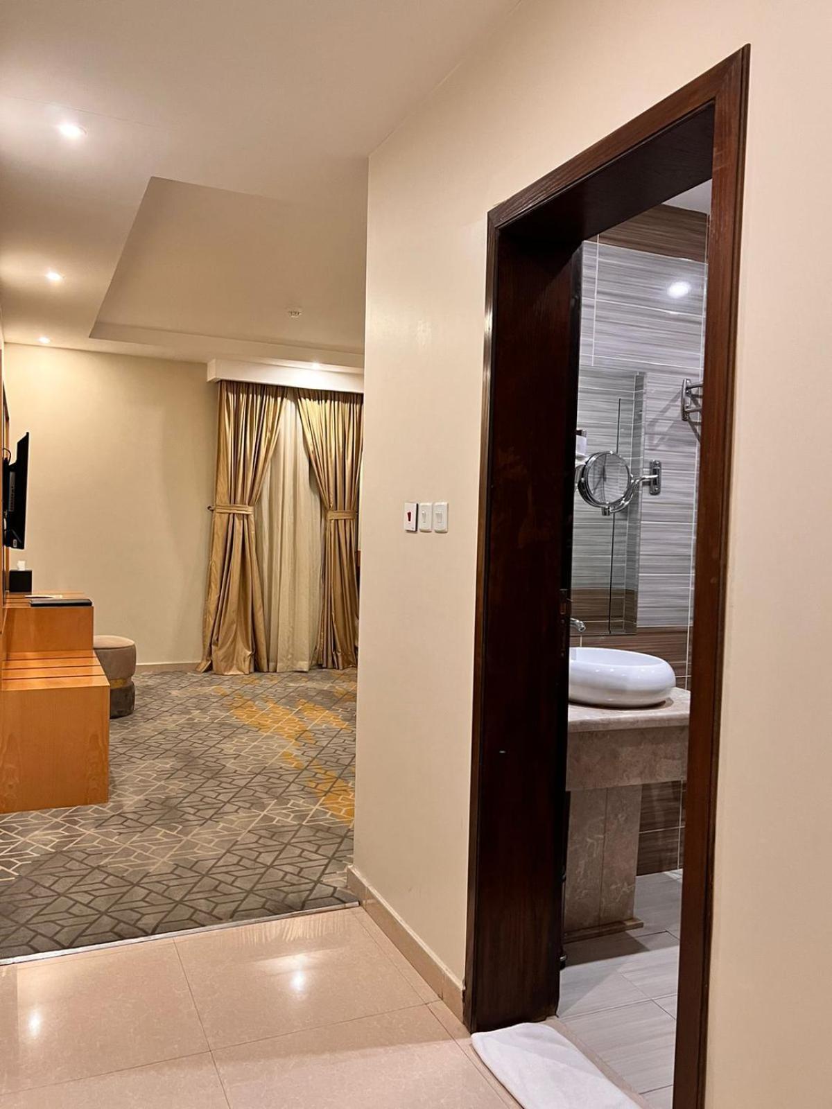Almuhaidb Residence AlKhafdzsi Kültér fotó
